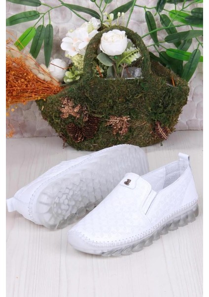 Pisagor PS-33010 Ortopedik Kadın Günlük Hakiki Deri Ayakkabı fırsatları