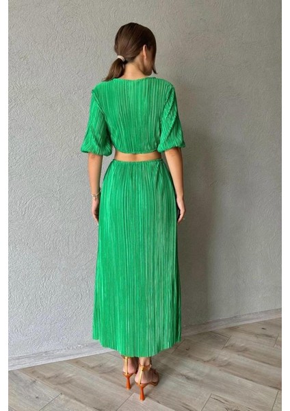 Yeşil Piliseli Elbise fırsatları