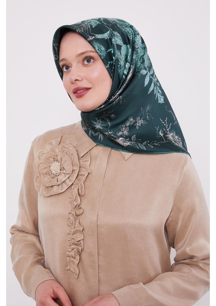 Zümrüt Soyut Gül Desen Twill Ipek Eşarp