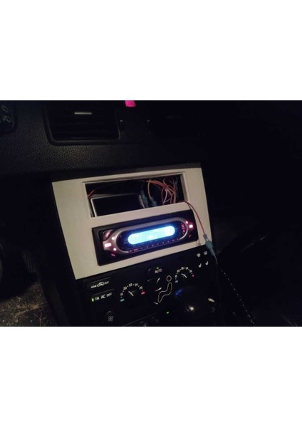 Volvo XC90 I Için 1din Araç Stereo Ön Plaka (2006) (Plastik Aparattır!!!)