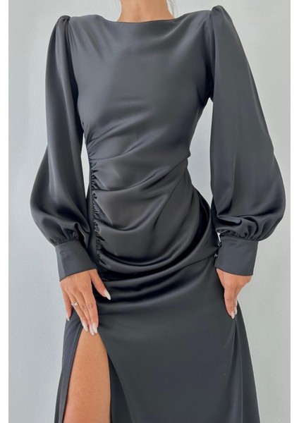 Siyah Yanı Büzgülü Yırtmaçlı Saten Elbise modelleri