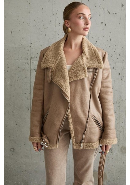 Munn Collection Bej Apoletli Kürklü Ceket modelleri