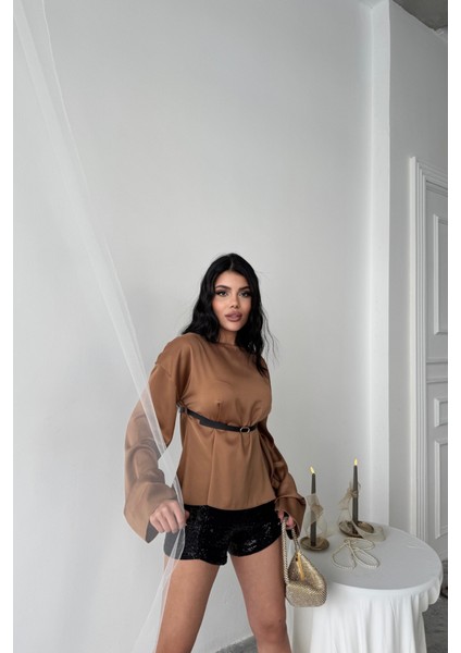 Munn Collection Kemer Detaylı Saten Bluz - Kahverengi