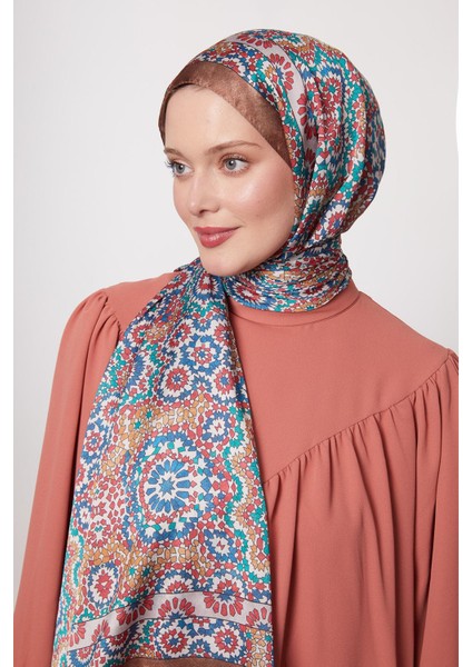 Sütlü Kahve Batik Desen Hint Ipeği Şal modelleri