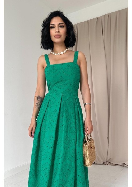 Munn Collection Yeşil Askılı Aparatlı Brode Elbise fiyatları