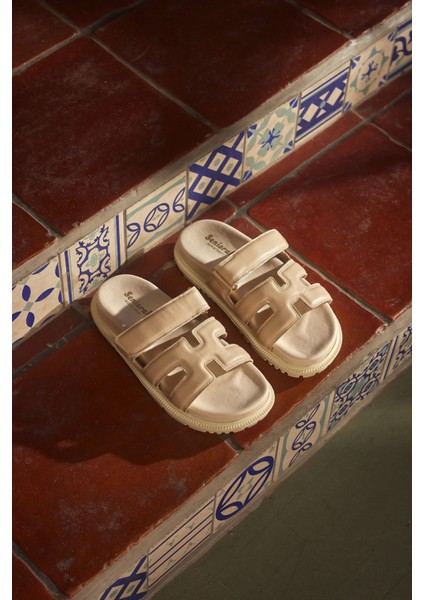 Diva Krem Deri kadın Terlik