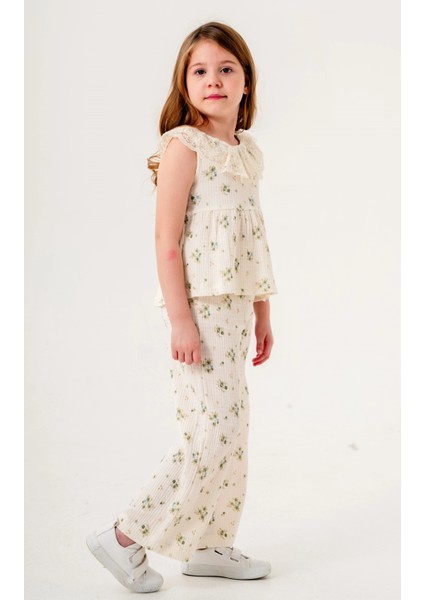 Dantel Yakalı Kız Çocuk Müslin Takım 3831