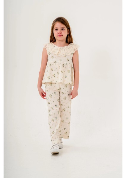 Dantel Yakalı Kız Çocuk Müslin Takım 3831 fırsatları