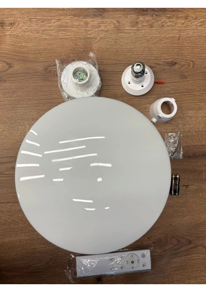 Dolunay Fan Gizli Açılır Hayalet Pervaneli 72W Ledli E-27 Duy A Takılabilen 3 Kanatlı Kumandalı Tavan Vantilatörü modelleri