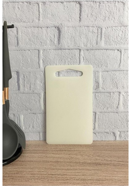 Kesme Tahtası Plastik Beyaz 14X24 cm