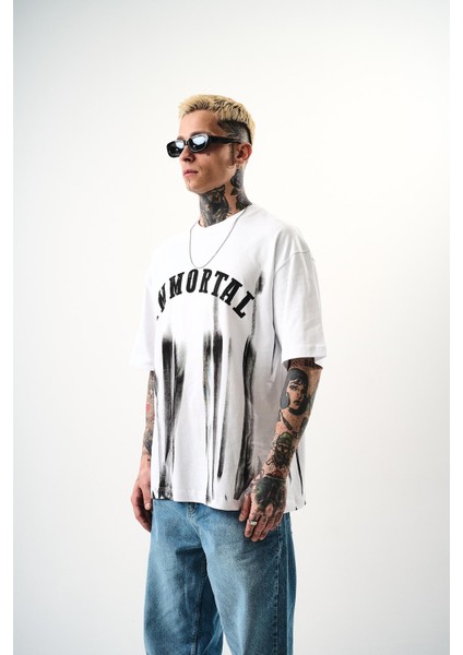Erkek Immortal Baskılı Oversize T-Shirt Beyaz fiyatları