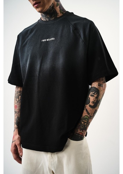 Erkek Res Studio Yazılı Oversize T-Shirt Siyah fırsatları
