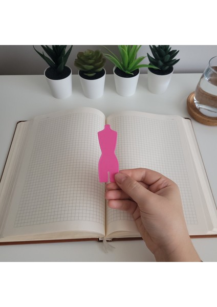 Moda Tasarım Çizim Boyama Şablon Pembe Cetvel Set