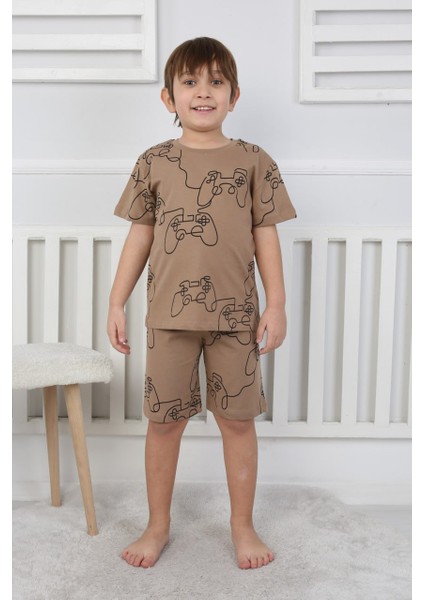 Şortlu Erkek Çocuk Pijama Takımı – %100 Pamuk – Desenli – Yazlık – 3-8 Yaş