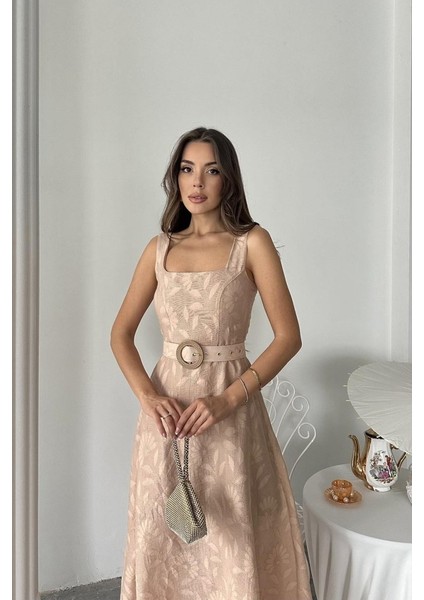 Munn Collection Bej Kuplu Uzun Elbise fırsatları