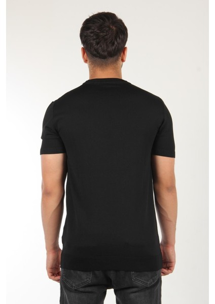 O Yaka Triko T-Shirt