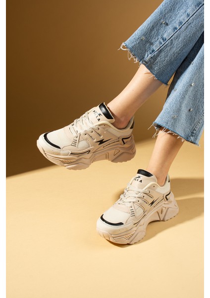 Kalın Taban Bağcıklı Fileli Kadın Sneakers 89-040-25 fiyatları