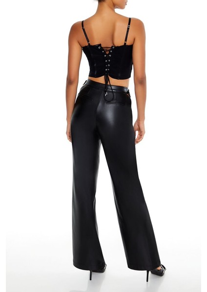 Kemer Detaylı Suni Deri Pantolon indirimleri