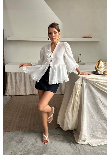 Munn Collection Keten Bluz Önden Bağlamalı Fırfır Detaylı - Beyaz fırsatları