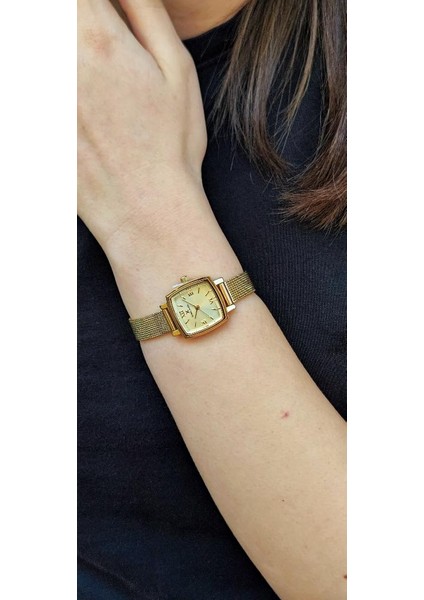 DKE.1.10844-3 Kare Kadran Hasır Kordon Metal Kasa 3 Atm Suya Dayanıklı Altın Renk Kadın Kol Saati fiyatları