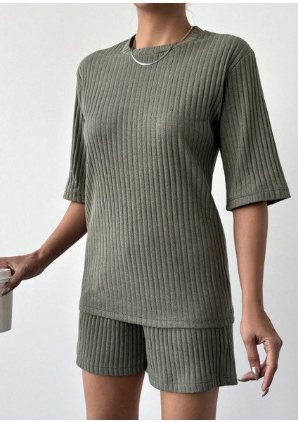 Munn Collection Kadın Kısa Kollu Bisiklet Yaka Kaşkorse Bluz Şort Ikili Takım modelleri