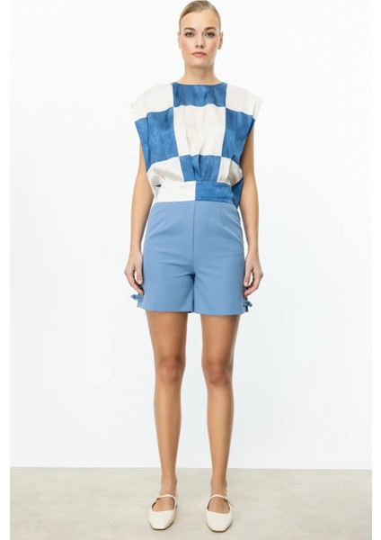Arka Kısmı Bağlamalı Kareli Crop Bluz Mavı 03104