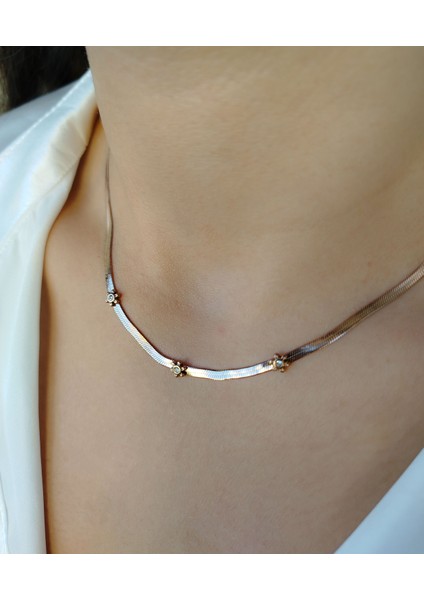 Nova Riva Rose Gold Renkli Üç Taşlı Çiçek Figürlü Italyan Zincir Kadın Kolye | Paslanmaz Çelik modelleri