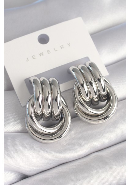 Pirinç Gümüş Renk Sarmal Model Kadın Küpe - TJ-BKP8726
