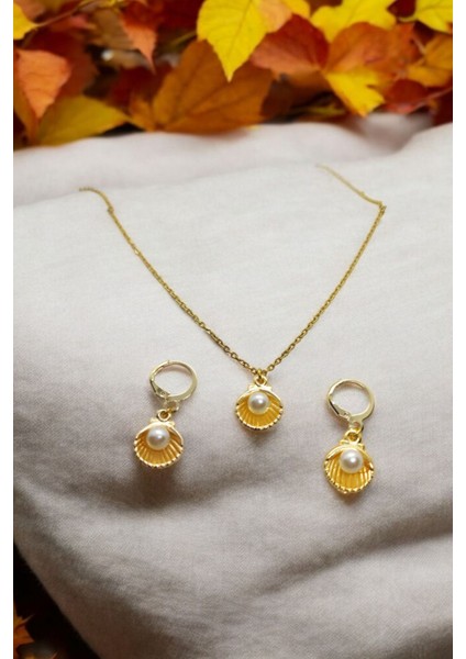 18K Altın Kaplama Huggie Sallantılı Mini Tasarım Çelik Küpe ve Kolye Set