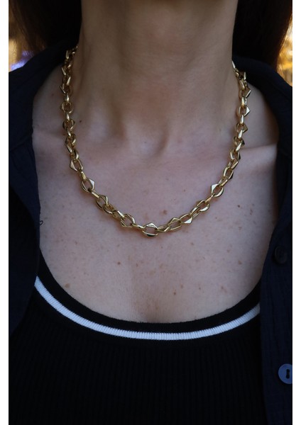 14 Ayar Altın Üçgen Gurmet Kolye fiyatları