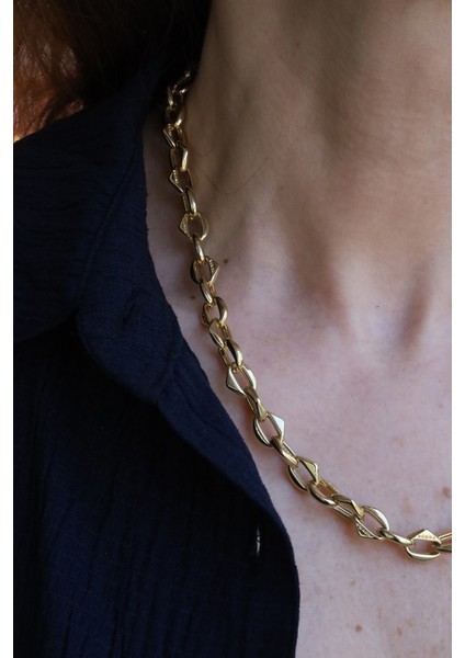 14 Ayar Altın Üçgen Gurmet Kolye fırsatları