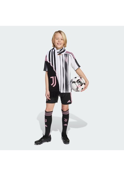 Juventus 25/26 Çocuk Forma modelleri