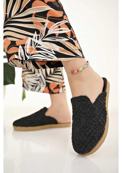 Kadın Hasır Terlik Siyah Önü Kapalı Örgü Dantel Triko Nakış Detaylı Şık Yeni Sezon Yazlık Ev Plaj Tatil Terliği