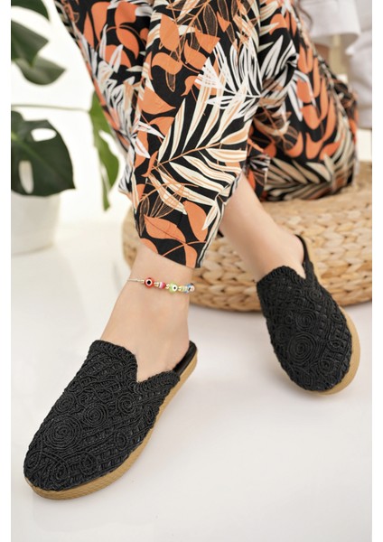 Kadın Hasır Terlik Siyah Önü Kapalı Örgü Dantel Triko Nakış Detaylı Şık Yeni Sezon Yazlık Ev Plaj Tatil Terliği fiyatları