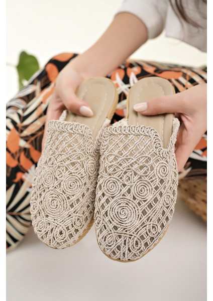 Kadın Hasır Terlik Bej Önü Kapalı Örgü Dantel Triko Nakış Detaylı Şık Yeni Sezon Yazlık Ev Plaj Tatil Terliği