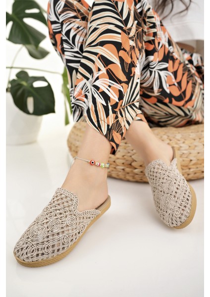 Kadın Hasır Terlik Bej Önü Kapalı Örgü Dantel Triko Nakış Detaylı Şık Yeni Sezon Yazlık Ev Plaj Tatil Terliği fırsatları