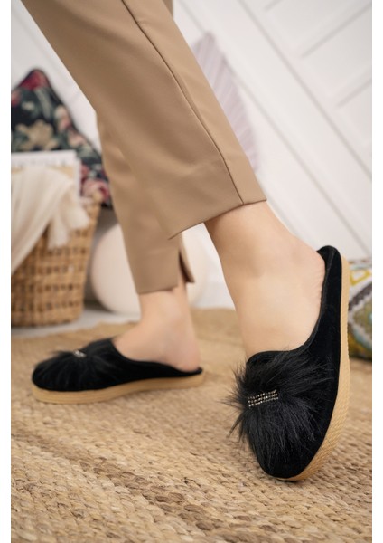 Siyah Kadın Tüylü Ev Terliği Kışlık Kapalı Yumuşak Rahat Taşlı Terlik Doğum Çeyiz Misafir Terliği fiyatları