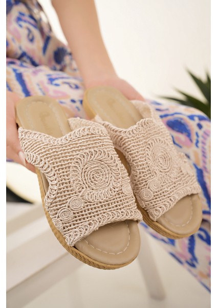 Kadın Hasır Terlik Bej Örgü Dantel Triko Nakış Detaylı Şık Yeni Sezon Yazlık Ev Plaj Tatil Terliği