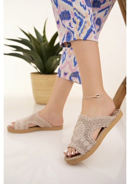 Kadın Hasır Terlik Bej Örgü Dantel Triko Nakış Detaylı Şık Yeni Sezon Yazlık Ev Plaj Tatil Terliği fırsatları