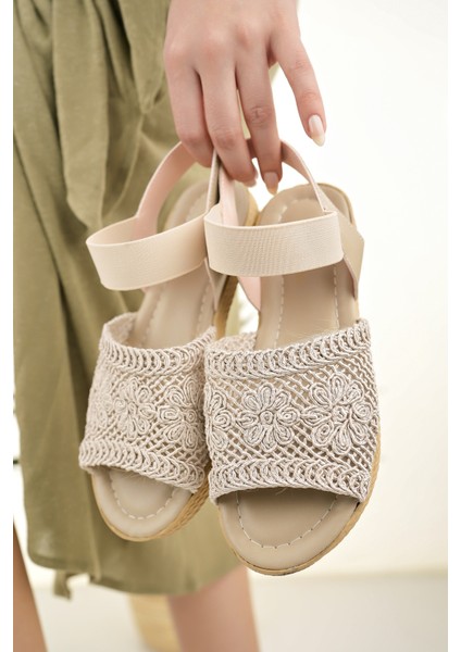 Kadın Hasır Sandalet Bej Örgü Dantel Triko Nakış Işlemeli Yeni Sezon Yazlık Ev Plaj Tatil Sandalet fırsatları