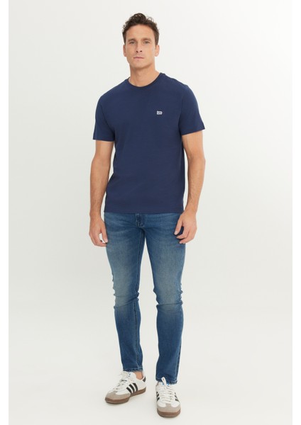 Regular Fit Normal Kesim Bisiklet Yaka Pamuklu Lacivert Tişört modelleri