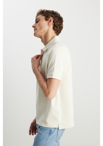 Regular Fit Normal Kesim Ekru Polo Yaka Tişört fiyatları