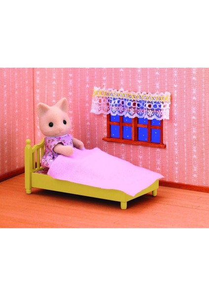 5146 Sylvanian Families Yetişkin Karyola Seti (Figürler Dahil Değildir) +3 Yaş
