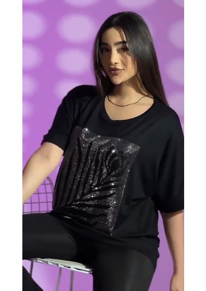 Gül Desenli Taşişlemeli Bluz