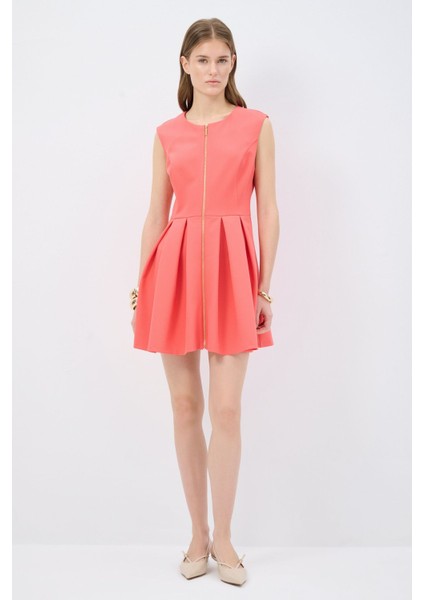 Fermuar Detaylı Kolsuz Elbise