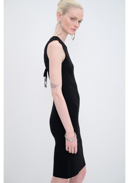 Bağcık Detaylı Triko Elbise Siyah 12445166000 fırsatları