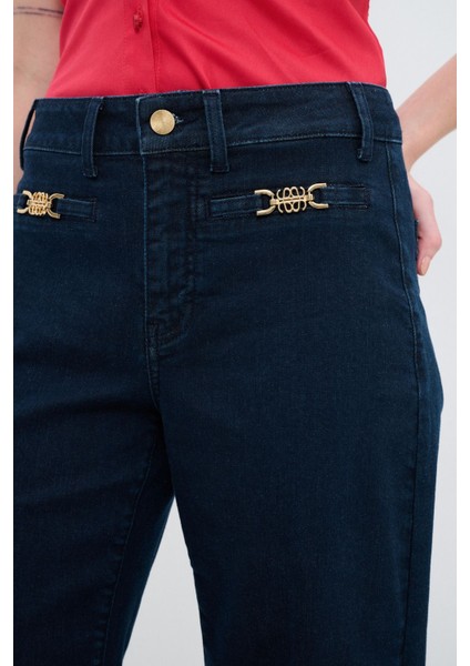 Toka Detaylı Denim Pantolon fırsatları