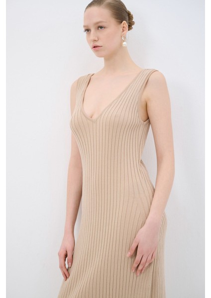 V Yaka Triko Elbise Camel 12445176000 fiyatları