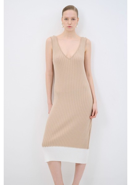 V Yaka Triko Elbise Camel 12445176000 modelleri