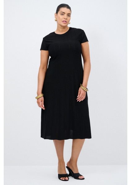 Kısa Kollu Triko Elbise Siyah 124L9363000 fiyatları